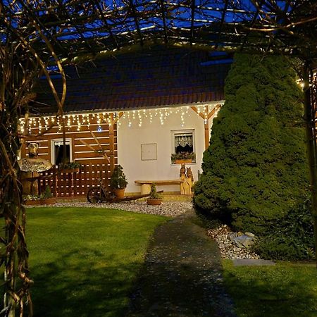 Roubenka Rozkos Villa Nové Město nad Metují Buitenkant foto