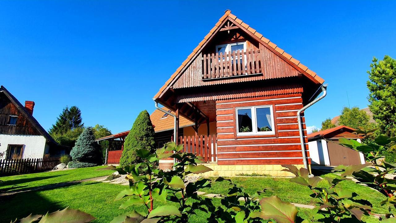 Roubenka Rozkos Villa Nové Město nad Metují Buitenkant foto